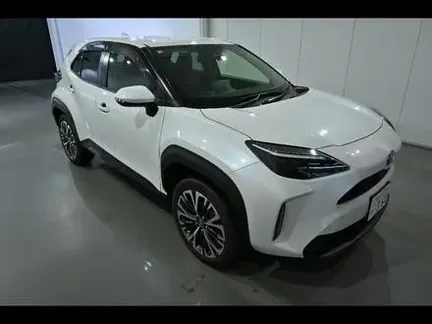 2022 TOYOTA YARIS CROSS