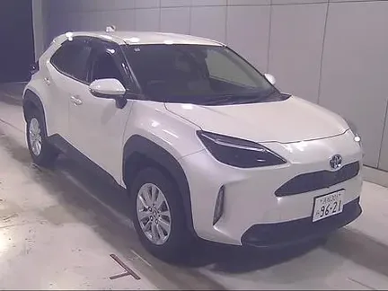 2022 TOYOTA YARIS CROSS