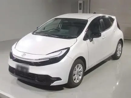 2025 TOYOTA AQUA