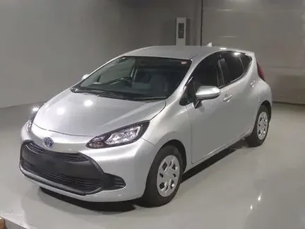 2022 TOYOTA AQUA