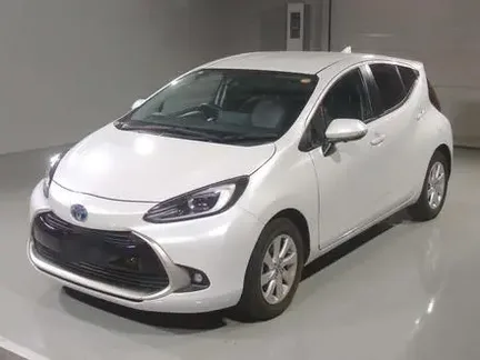 2023 TOYOTA AQUA