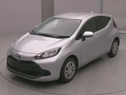 2022 TOYOTA AQUA