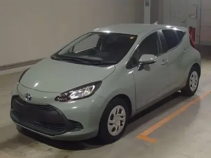 2022 TOYOTA AQUA