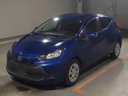 2022 TOYOTA AQUA
