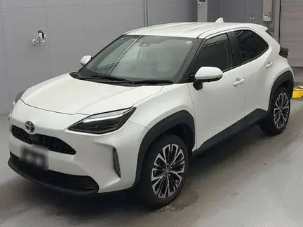 2022 TOYOTA YARIS CROSS