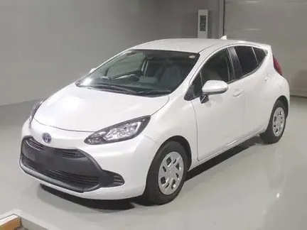 2022 TOYOTA AQUA
