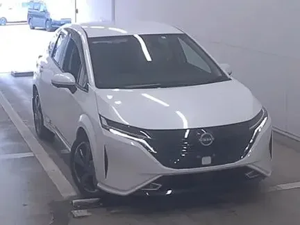 2023 NISSAN AURA