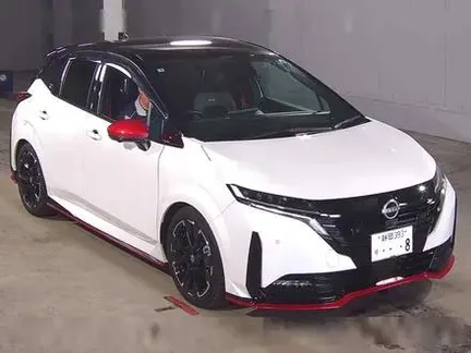 2025 NISSAN AURA