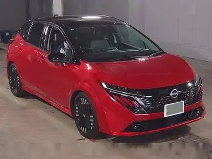 2025 NISSAN AURA