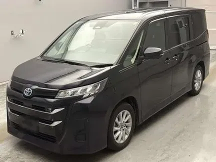 2022 TOYOTA NOAH