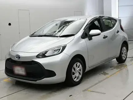 2023 TOYOTA AQUA