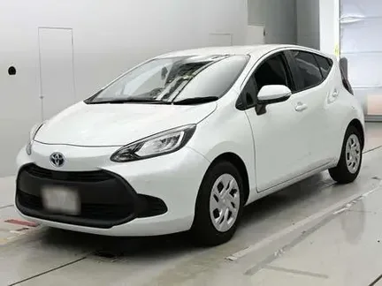 2024 TOYOTA AQUA