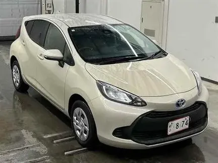 2024 TOYOTA AQUA