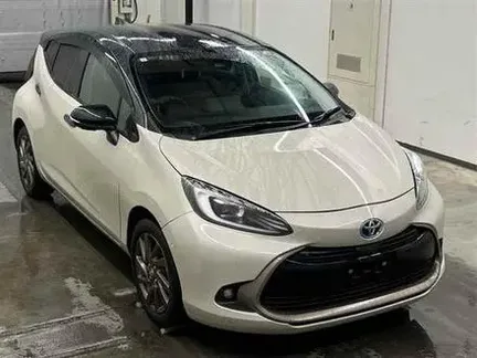 2024 TOYOTA AQUA
