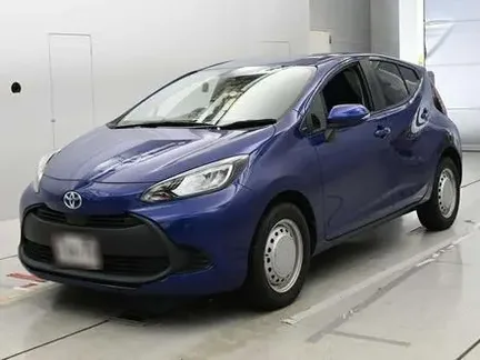 2022 TOYOTA AQUA