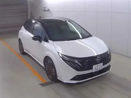 2025 NISSAN AURA