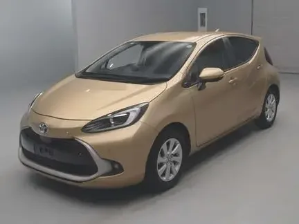 2022 TOYOTA AQUA