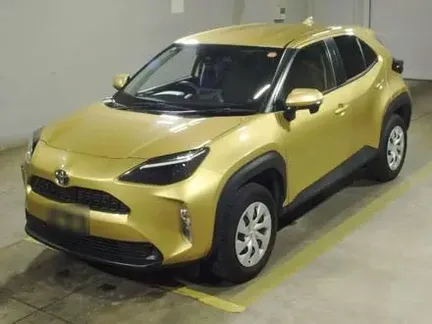 2022 TOYOTA YARIS CROSS