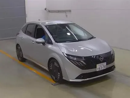 2025 NISSAN AURA