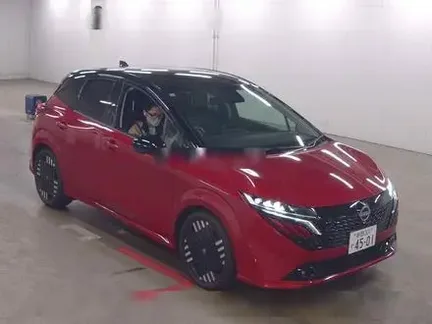 2025 NISSAN AURA