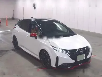 2025 NISSAN AURA