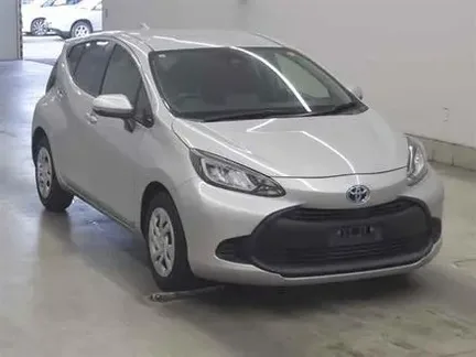2022 TOYOTA AQUA