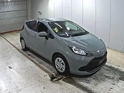 2022 TOYOTA AQUA
