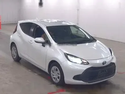 2022 TOYOTA AQUA