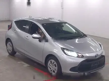 2022 TOYOTA AQUA