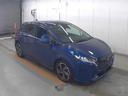 2024 NISSAN AURA