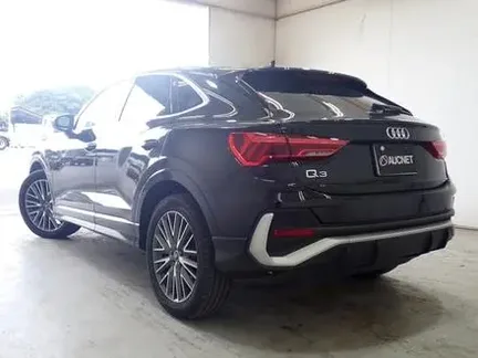 2022 AUDI Q3