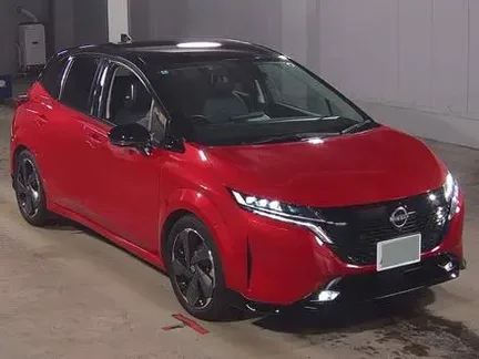 2022 NISSAN AURA