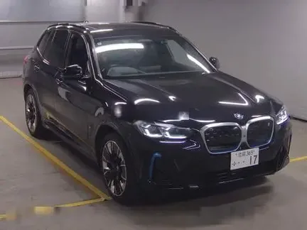 2022 BMW IX3