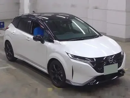 2022 NISSAN AURA