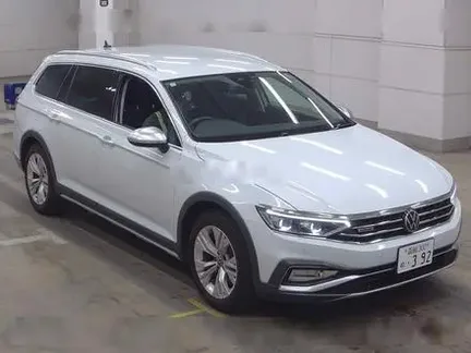 2023 VOLKSWAGEN PASSAT