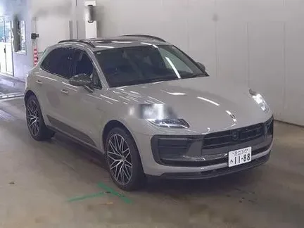2024 PORSCHE MACAN