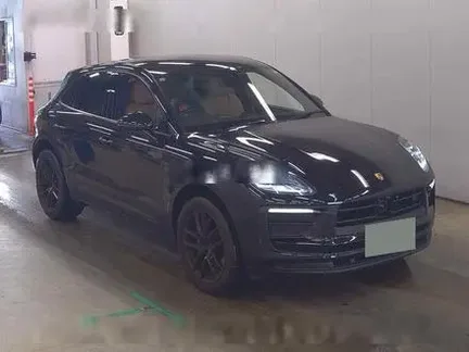 2022 PORSCHE MACAN