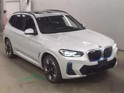 2022 BMW IX3