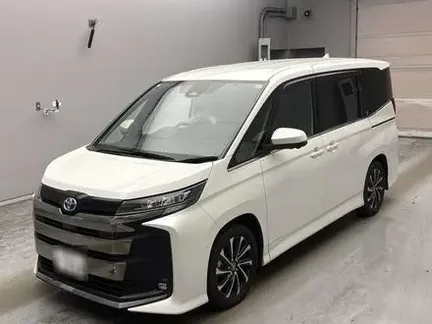 2023 TOYOTA NOAH