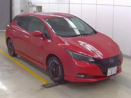 2022 NISSAN LEAF