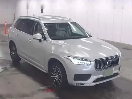 2022 VOLVO XC90