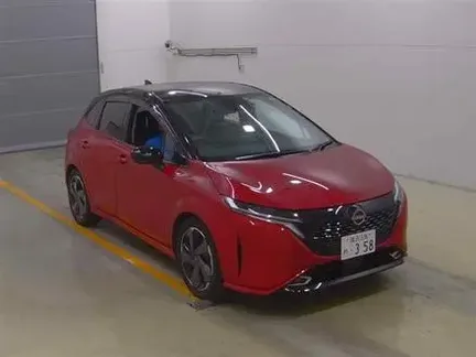 2022 NISSAN AURA