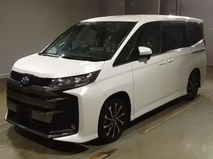 2023 TOYOTA NOAH