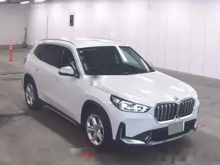 2023 BMW IX1