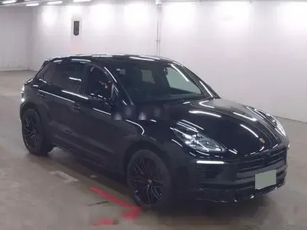 2022 PORSCHE MACAN