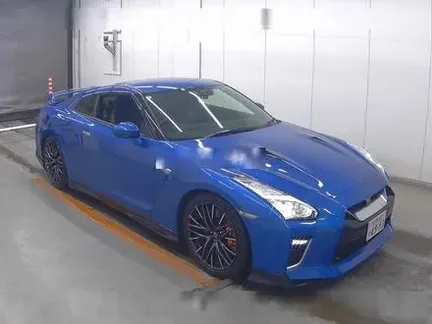 2022 NISSAN GT-R