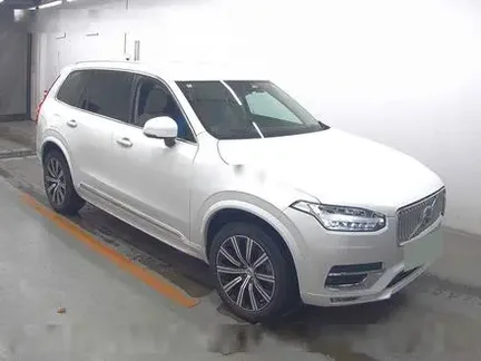 2022 VOLVO XC90