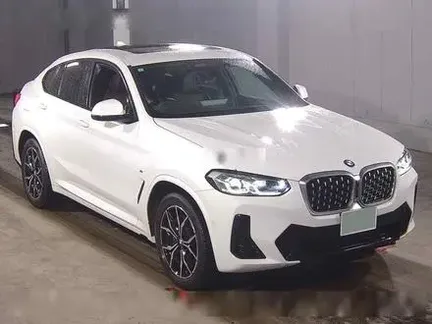 2022 BMW X4
