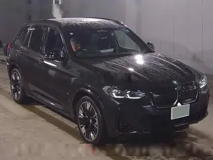 2023 BMW IX3