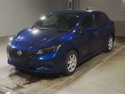 2022 NISSAN LEAF
